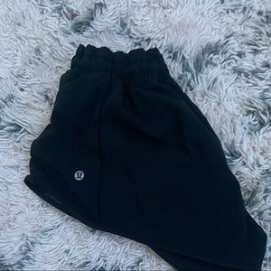 black hotty hot lululemon’s s:4